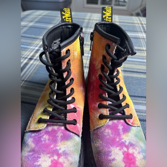 Dr. Martens Tie Dye Boots Multicolor Kids - Picture 10 of 11